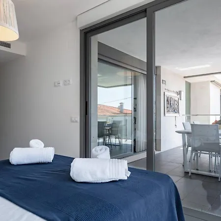 Atico Saona Apartment *